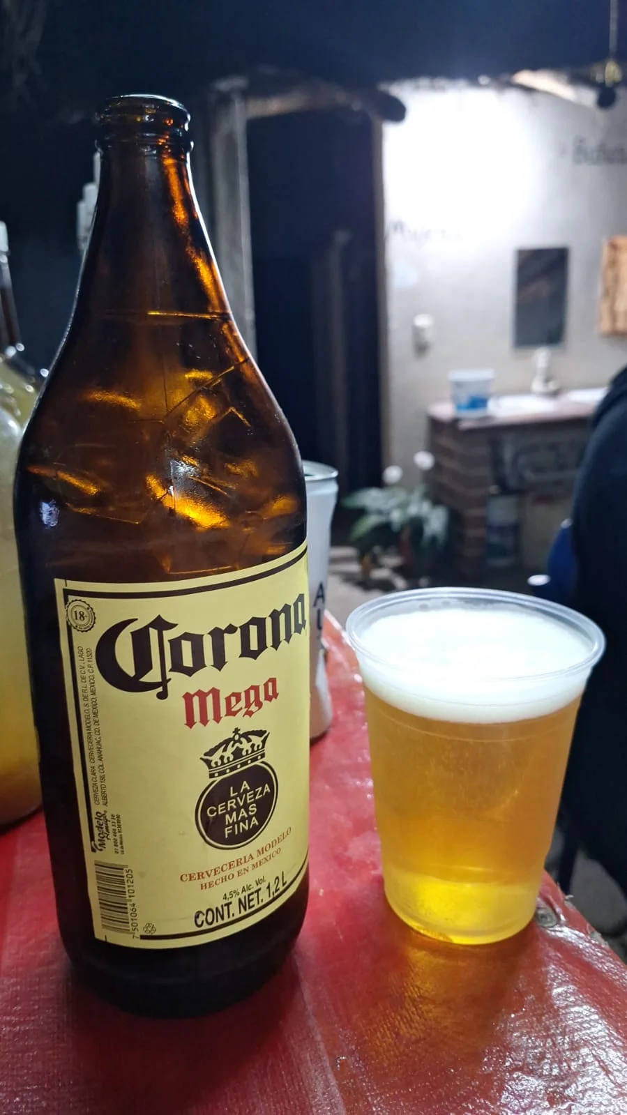 CAGUAMA CORONA/VICTORIA