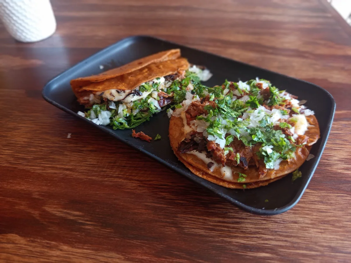 Taco de birria c/ queso
